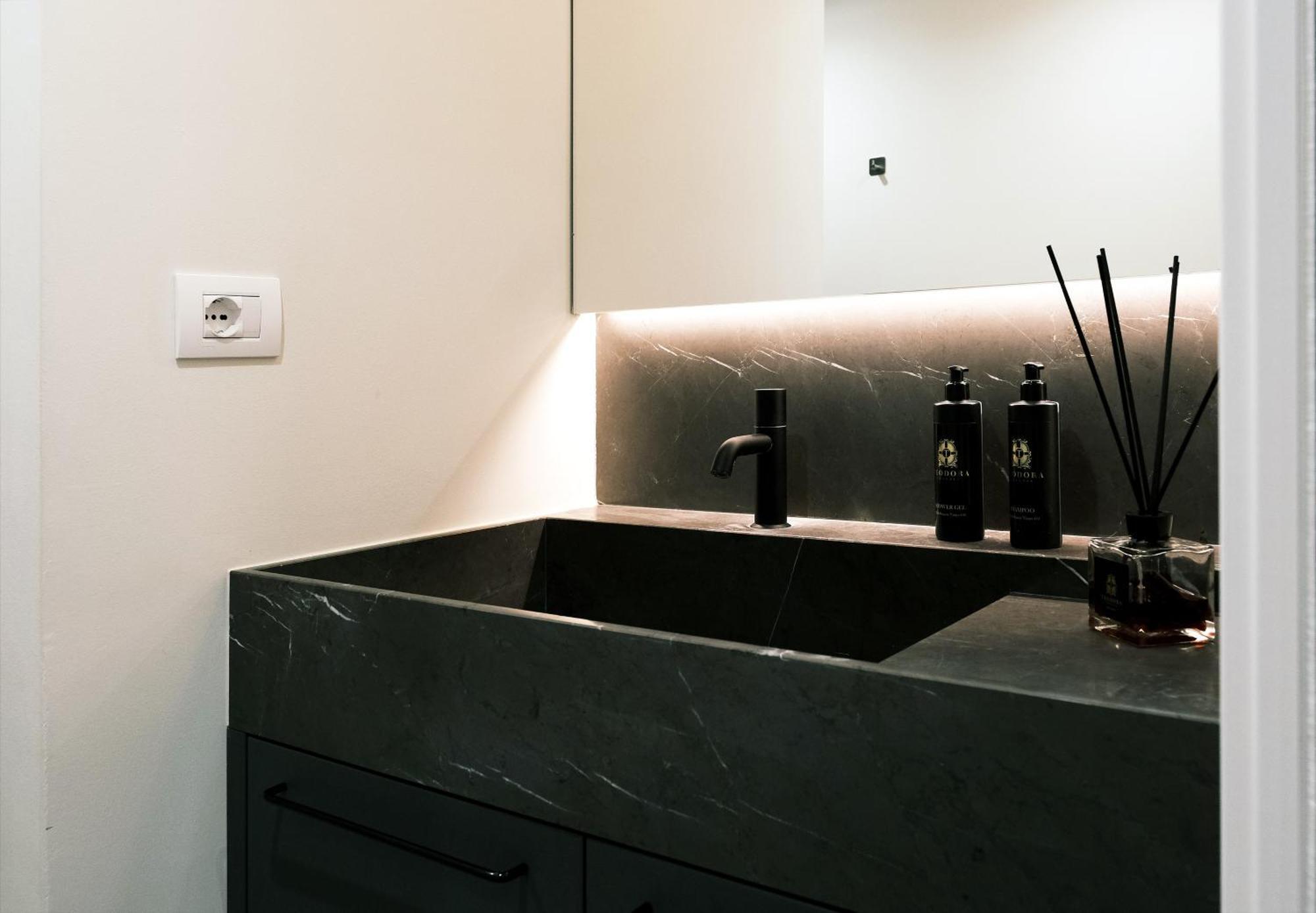 Comecasa Fashion Apartment In Via Mantova Milano Dış mekan fotoğraf